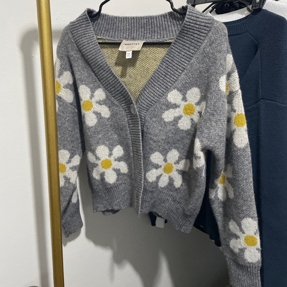 Industry Republic Clothing Women's Floral Print Crop Cardigan Sweater Size Small